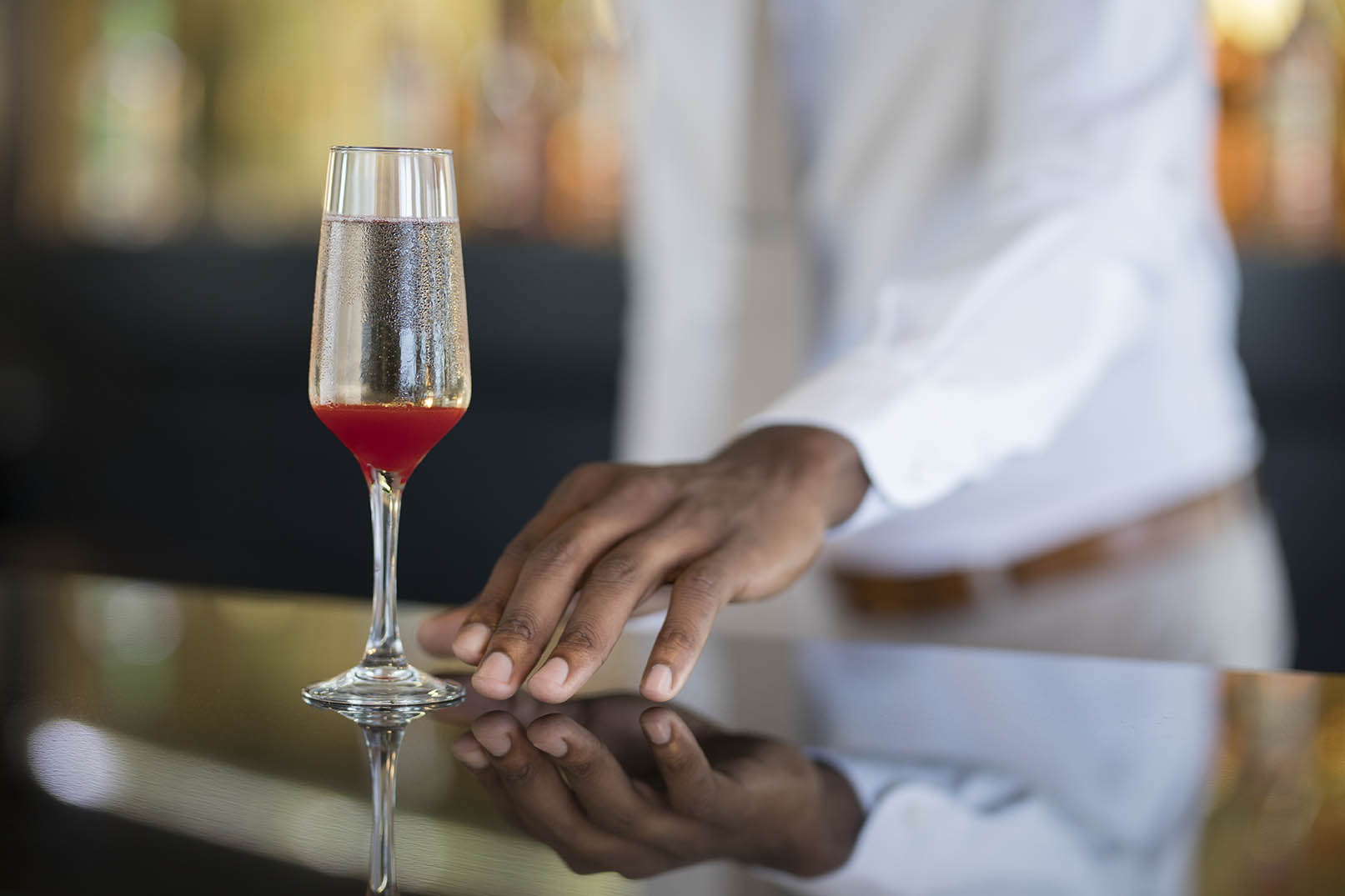 At Stars Bar at Excellence Riviera Cancun you can enjoy the best cocktails in our main theater